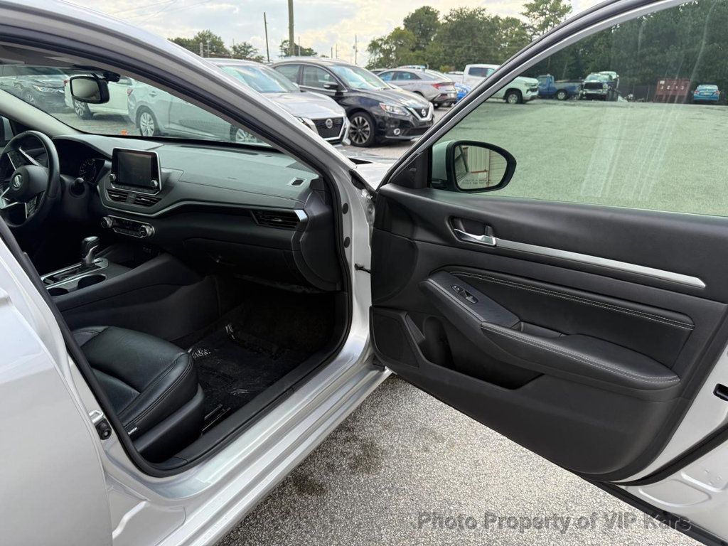 2019 Nissan Altima 2.5 SV photo 9