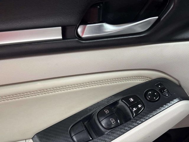 2019 Nissan Altima 2.5 SV Sedan - 23054696 - 27