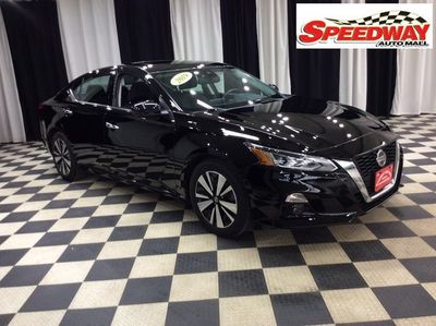 Used Cars for Sale at Used Car Dealer in Rockford, IL | Speedway Auto Mall