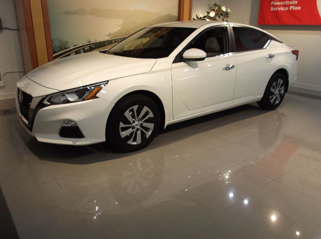 2019 Nissan Altima 2.5 S photo 2