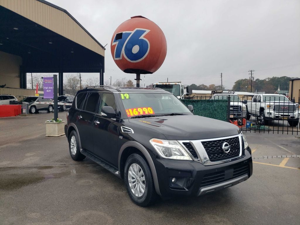 2019 Nissan Armada SV photo 1