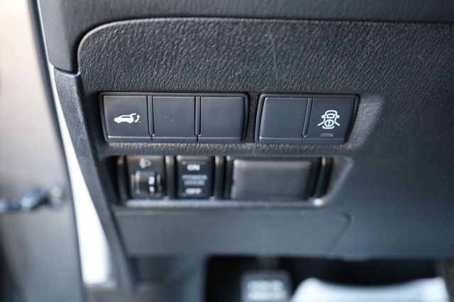 2019 Nissan Armada 4x2 SV - 22908435 - 35