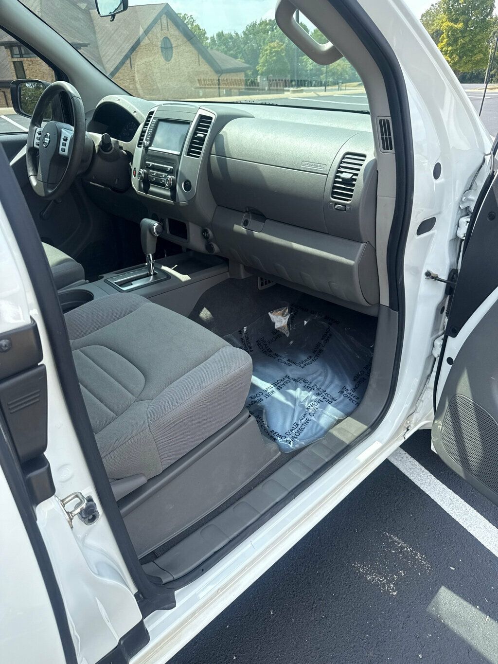 2019 Nissan Frontier photo 12