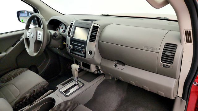 2019 Nissan Frontier Crew Cab 4x2 Desert Runner Automatic *Ltd Avail* w/ Hitch Pkg - 23043960 - 22