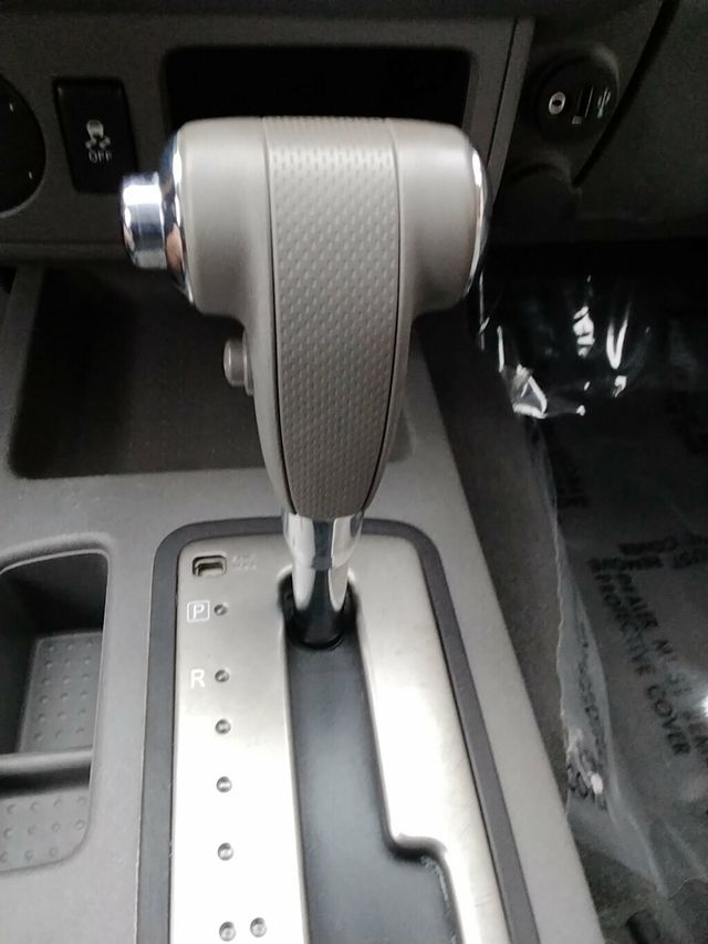 2019 Nissan Frontier Crew Cab 4x2 SV Automatic - 22937607 - 19