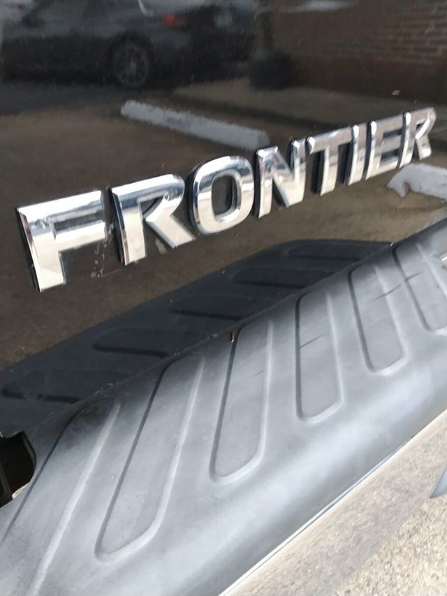 2019 Nissan Frontier Crew Cab 4x2 SV Automatic - 22937607 - 26