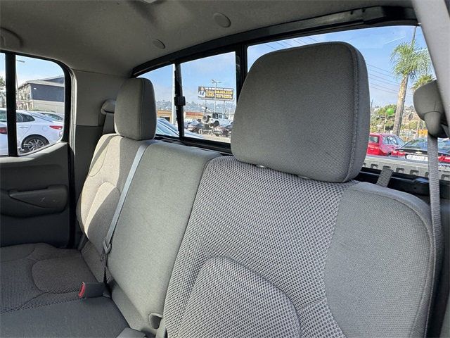 2019 Nissan Frontier Crew Cab 4x2 SV Automatic - 22585114 - 18