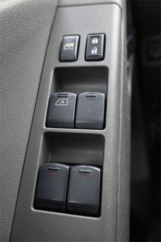 2019 Nissan Frontier Crew Cab 4x2 SV Automatic - 22914429 - 25