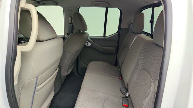 2019 Nissan Frontier Crew Cab 4x2 SV Automatic w/ Value Truck & Midnight Edition Pkgs - 23019612 - 19