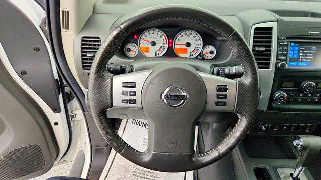 2019 Nissan Frontier Crew Cab 4x4 PRO-4X Automatic with Luxury Package - 23009249 - 13