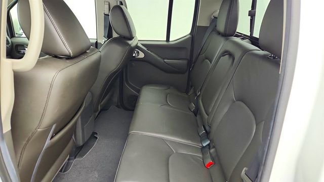 2019 Nissan Frontier Crew Cab 4x4 PRO-4X Automatic with Luxury Package - 23009249 - 21