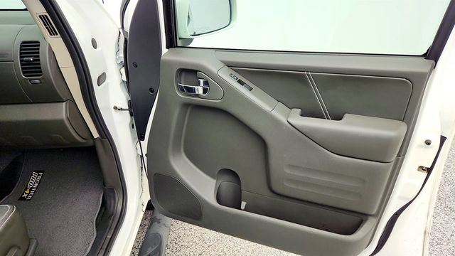 2019 Nissan Frontier Crew Cab 4x4 PRO-4X Automatic with Luxury Package - 23009249 - 26