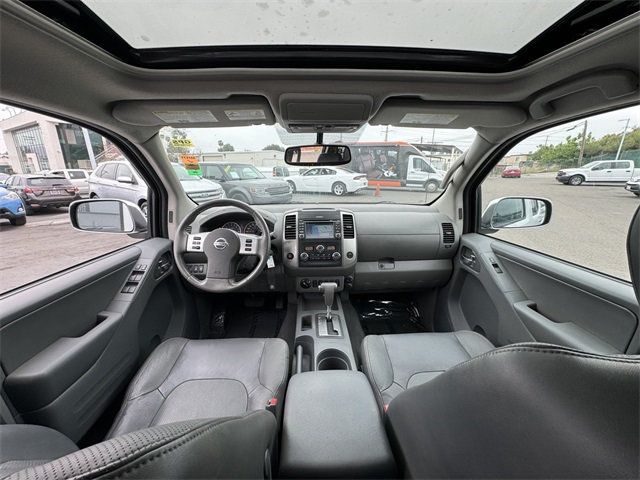 2019 Nissan Frontier Crew Cab 4x4 SL Automatic - 22403394 - 25