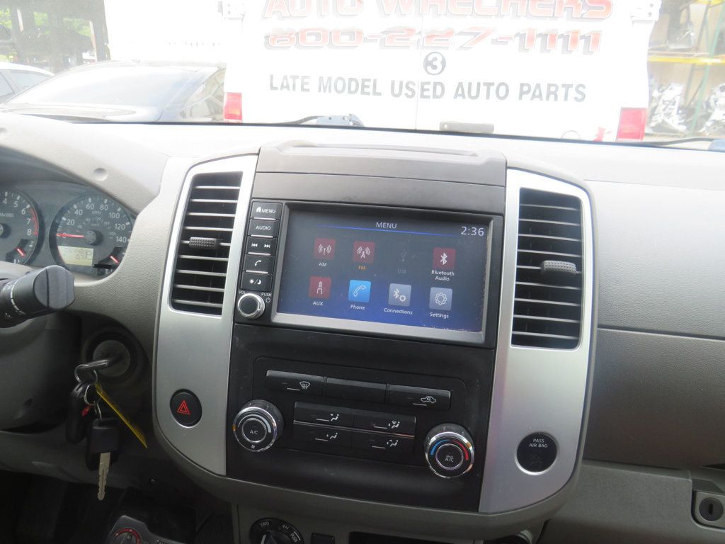 Nissan Frontier photo 7