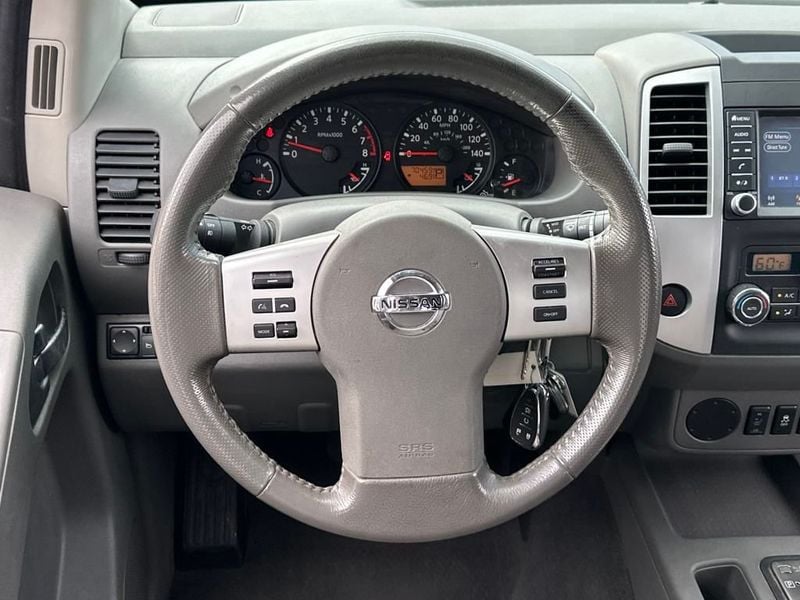 2019 Nissan Frontier SV - 22936300 - 17