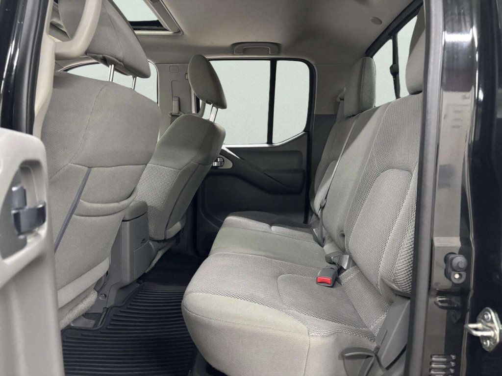 2019 Nissan Frontier SV 4x4 4dr Crew Cab 5 ft. SB 5A - 22995227 - 14