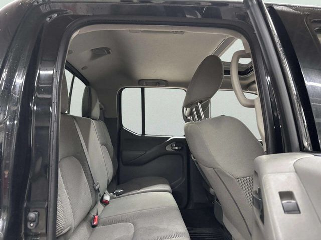 2019 Nissan Frontier SV 4x4 4dr Crew Cab 5 ft. SB 5A - 22995227 - 17