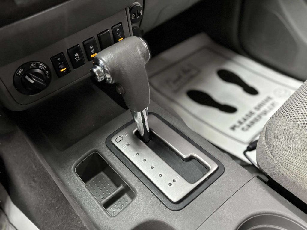 2019 Nissan Frontier SV 4x4 4dr Crew Cab 5 ft. SB 5A - 22995227 - 26