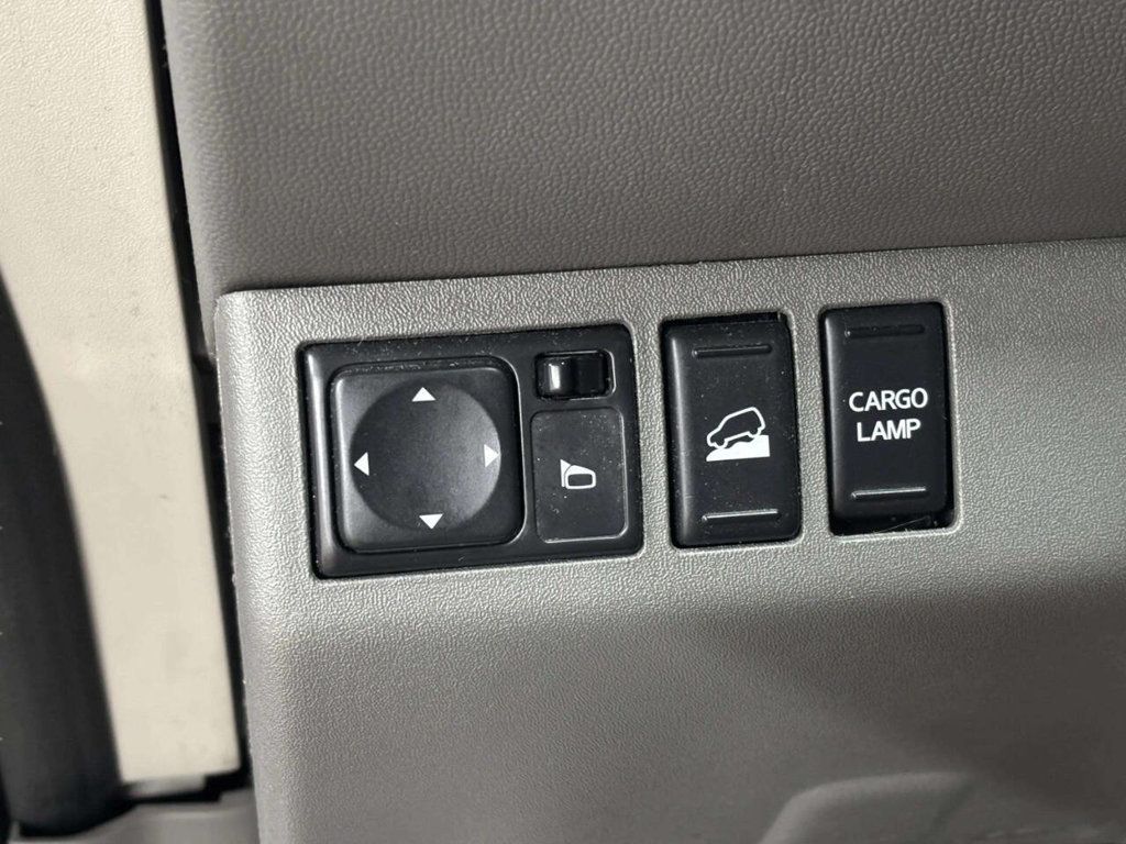 2019 Nissan Frontier SV 4x4 4dr Crew Cab 5 ft. SB 5A - 22995227 - 33