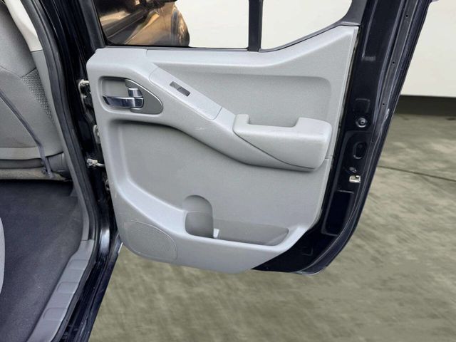 2019 Nissan Frontier SV 4x4 4dr Crew Cab 5 ft. SB 5A - 23050912 - 19