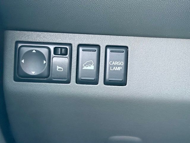 2019 Nissan Frontier SV 4x4 4dr Crew Cab 5 ft. SB 5A - 23050912 - 31