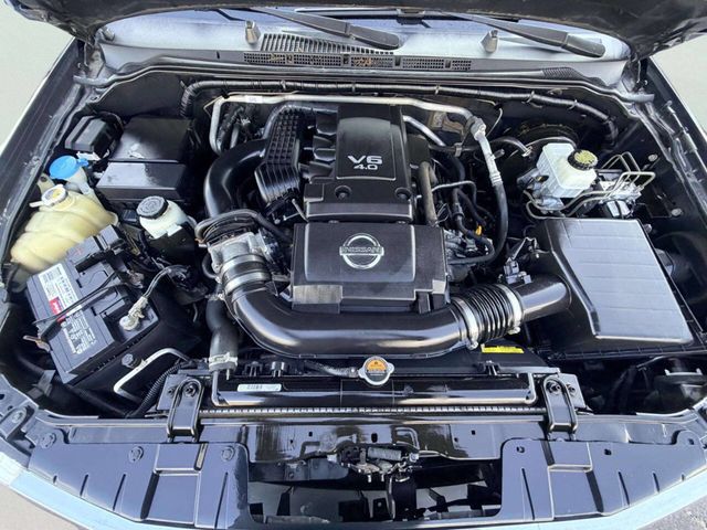 2019 Nissan Frontier SV 4x4 4dr Crew Cab 5 ft. SB 5A - 23050912 - 8