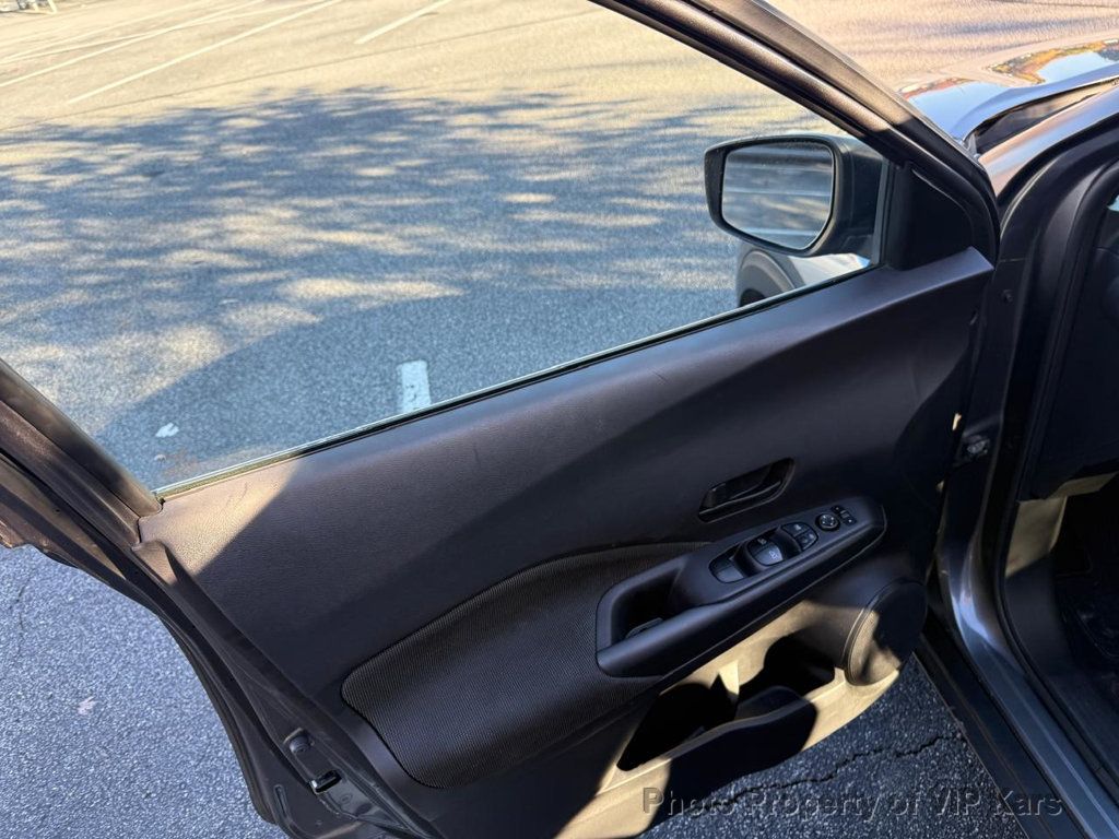 2019 Nissan Kicks S FWD - 22941414 - 16