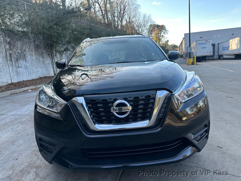 2019 Nissan Kicks S photo 2