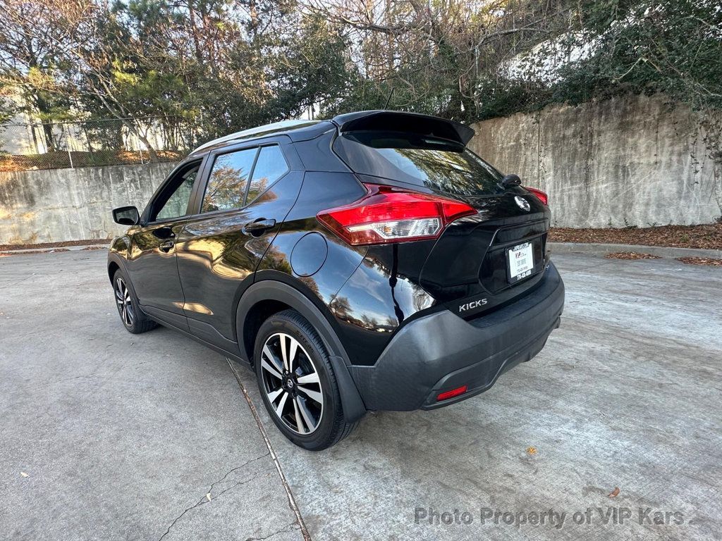 2019 Nissan Kicks S photo 4