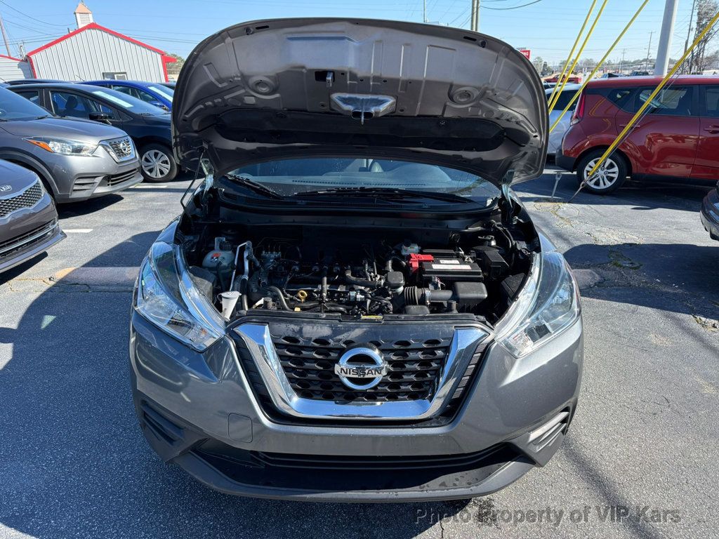 2019 Nissan Kicks S FWD - 22974390 - 18