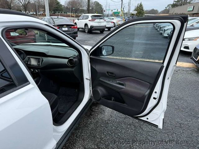 2019 Nissan Kicks S FWD - 22979312 - 11