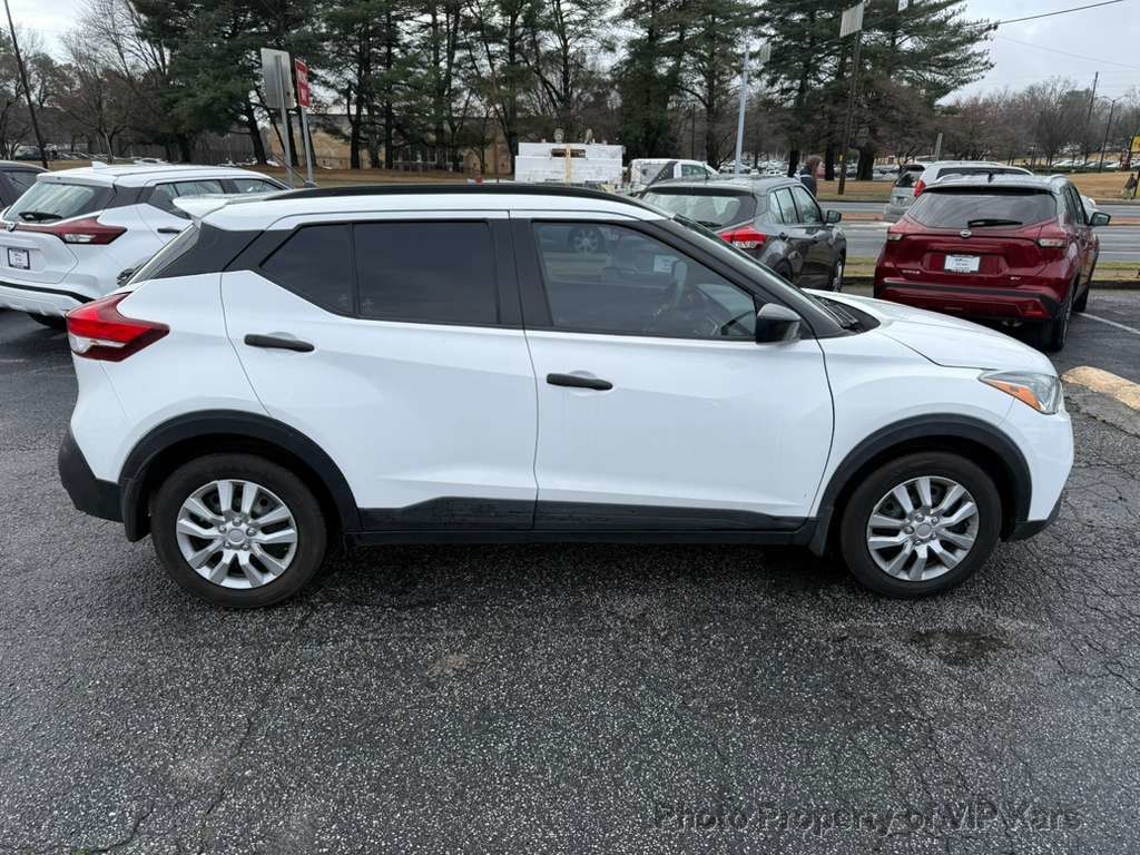 2019 Nissan Kicks S FWD - 22979312 - 3