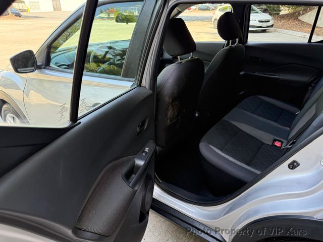 2019 Nissan Kicks S FWD - 23007770 - 11