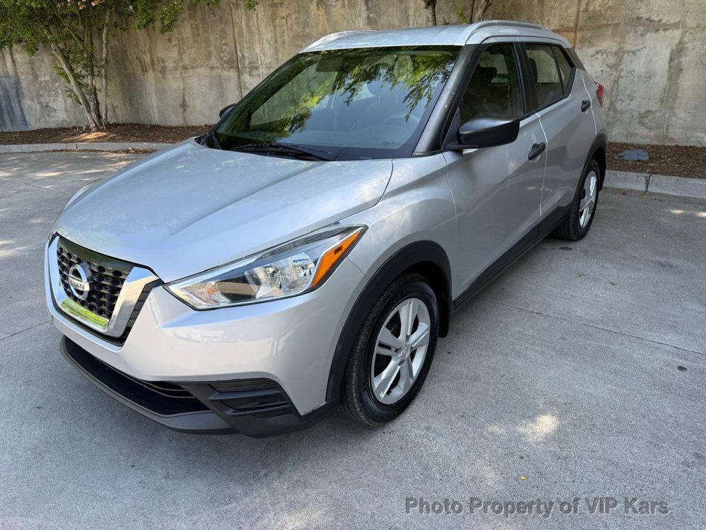 2019 Nissan Kicks S FWD - 23007770 - 19