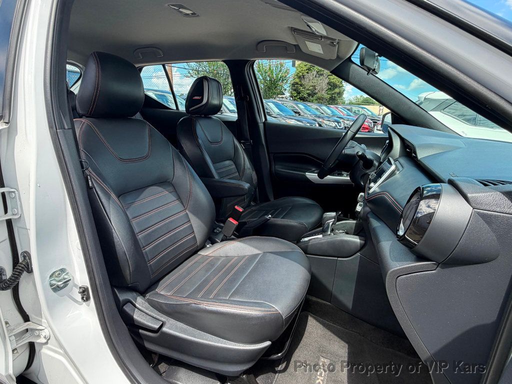2019 Nissan Kicks SR FWD - 23034339 - 19