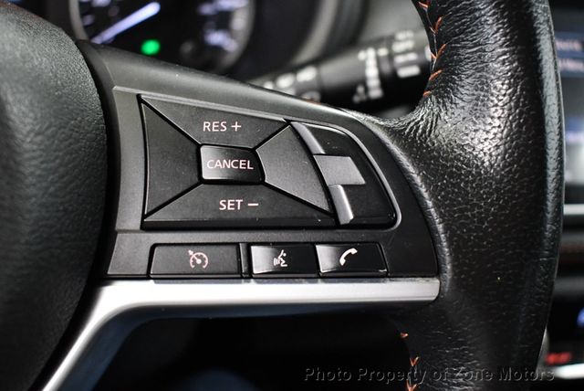 2019 Nissan Kicks SR FWD - 22453907 - 31