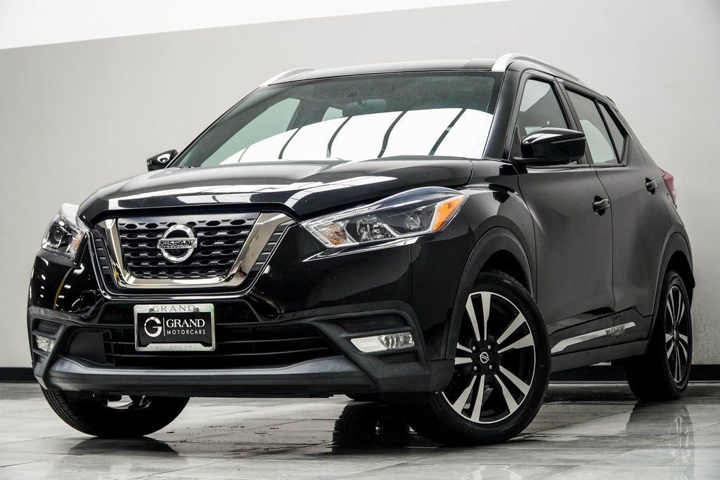 Used 2019 Nissan Kicks SR with VIN 3N1CP5CU5KL487032 for sale in Kennesaw, GA
