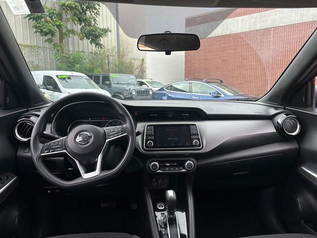 2019 Nissan Kicks SV FWD - 23055327 - 13