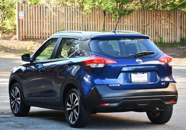 2019 Nissan Kicks SV FWD - 22824714 - 9