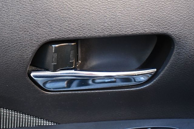 2019 Nissan Kicks SV FWD - 22824714 - 28