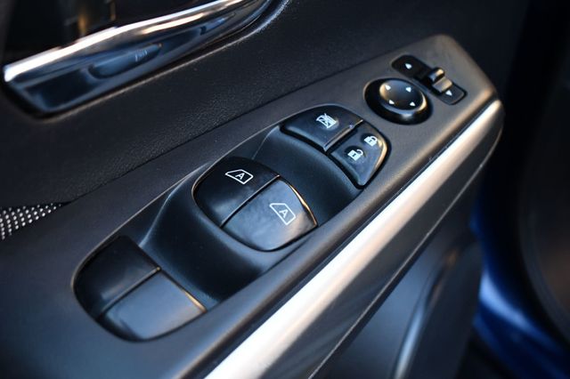 2019 Nissan Kicks SV FWD - 22824714 - 29