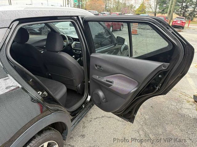 2019 Nissan Kicks SV FWD - 22992322 - 10
