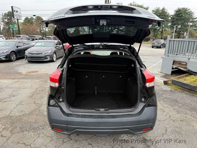 2019 Nissan Kicks SV FWD - 22992322 - 19