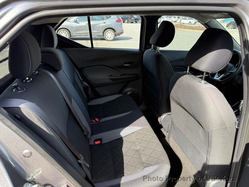 2019 Nissan Kicks SV FWD - 22996803 - 9