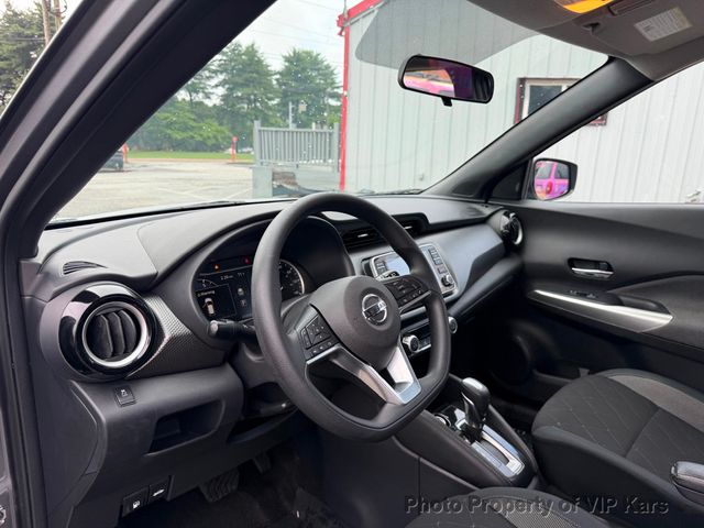 2019 Nissan Kicks SV FWD - 23038169 - 9