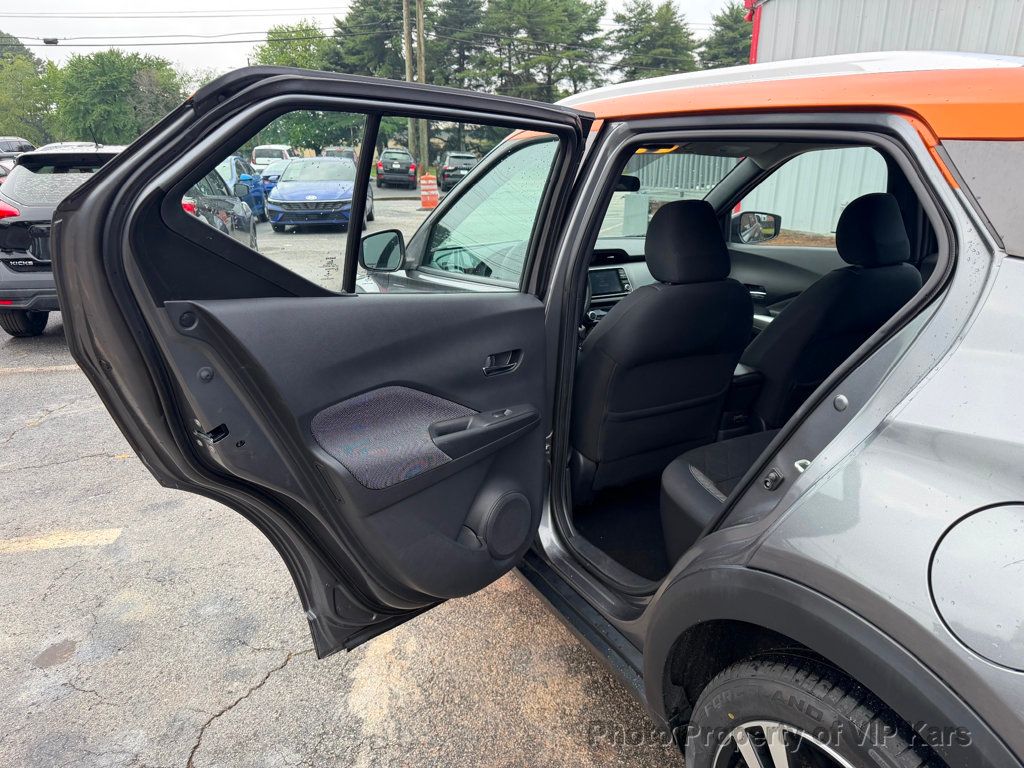 2019 Nissan Kicks SV FWD - 23038169 - 11