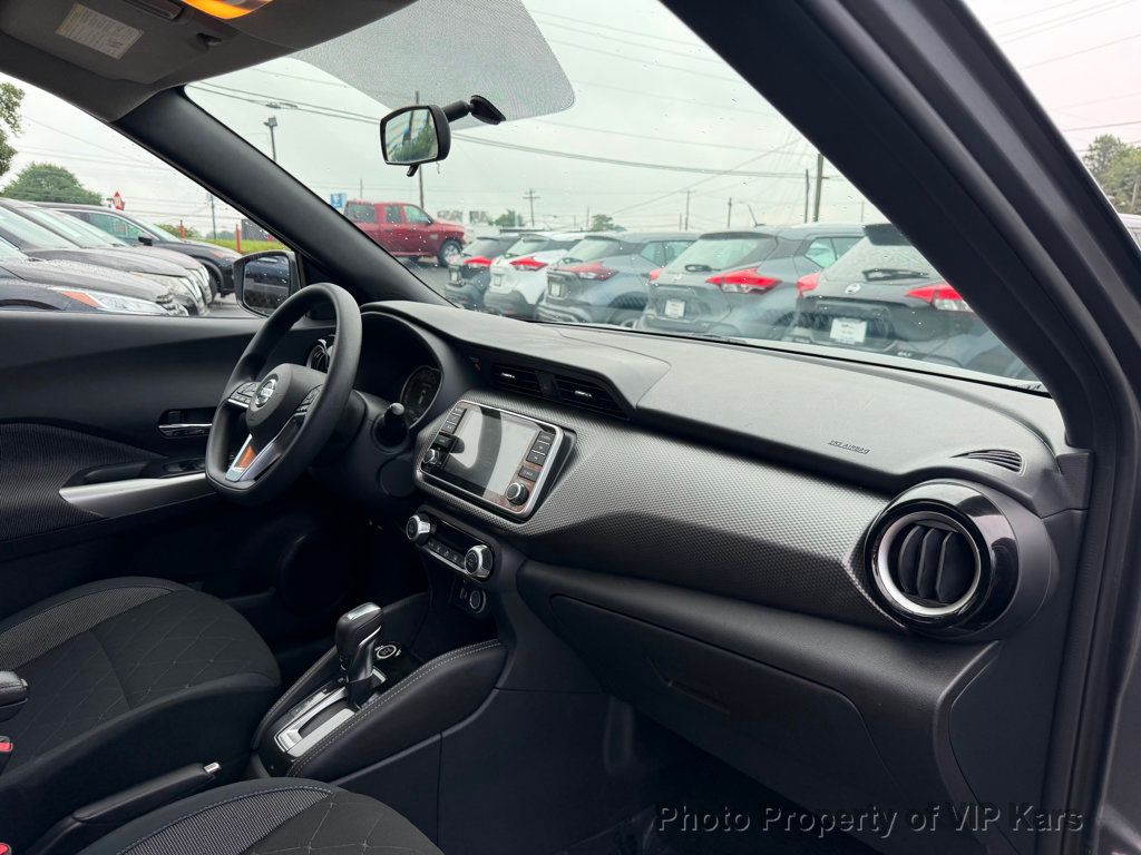 2019 Nissan Kicks SV FWD - 23038169 - 16