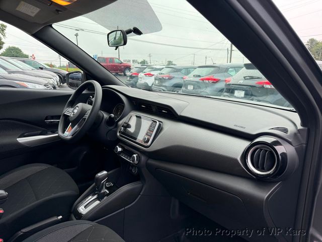 2019 Nissan Kicks SV FWD - 23038169 - 16