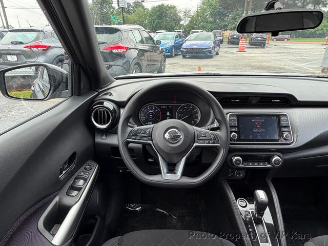 2019 Nissan Kicks SV FWD - 23038169 - 19