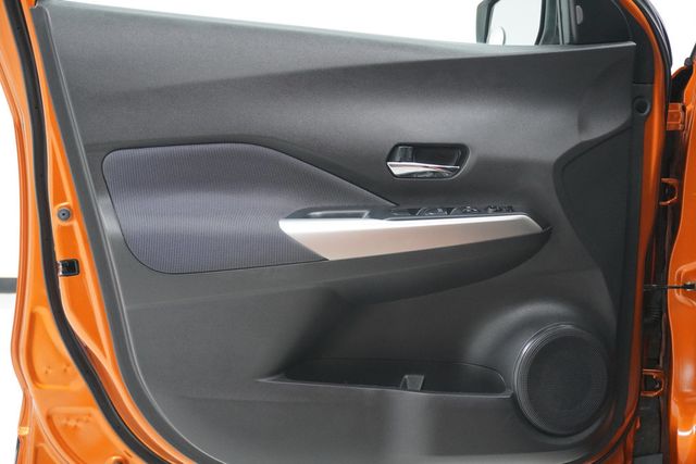 2019 Nissan Kicks SV FWD - 22959698 - 12
